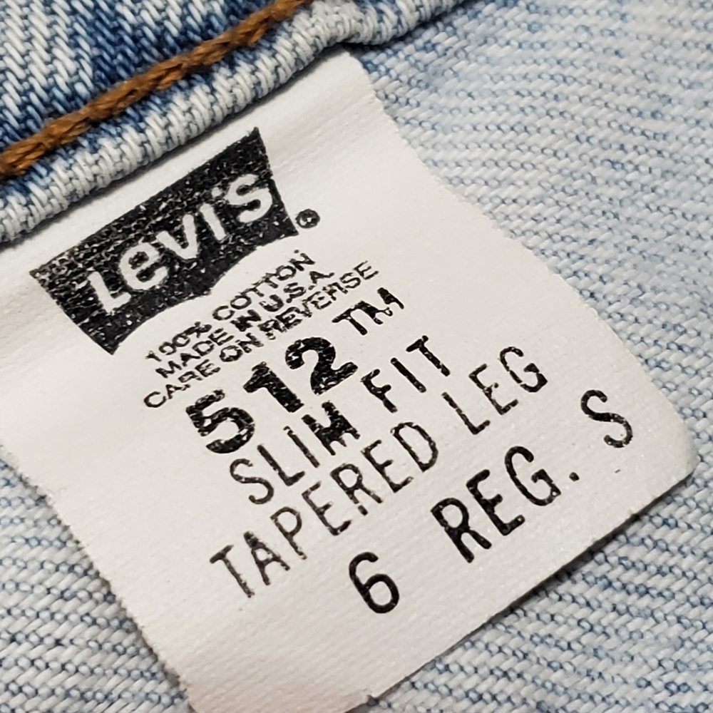 Levi's Light Blue High Rise Women's Jeans - Picture 14 of 16